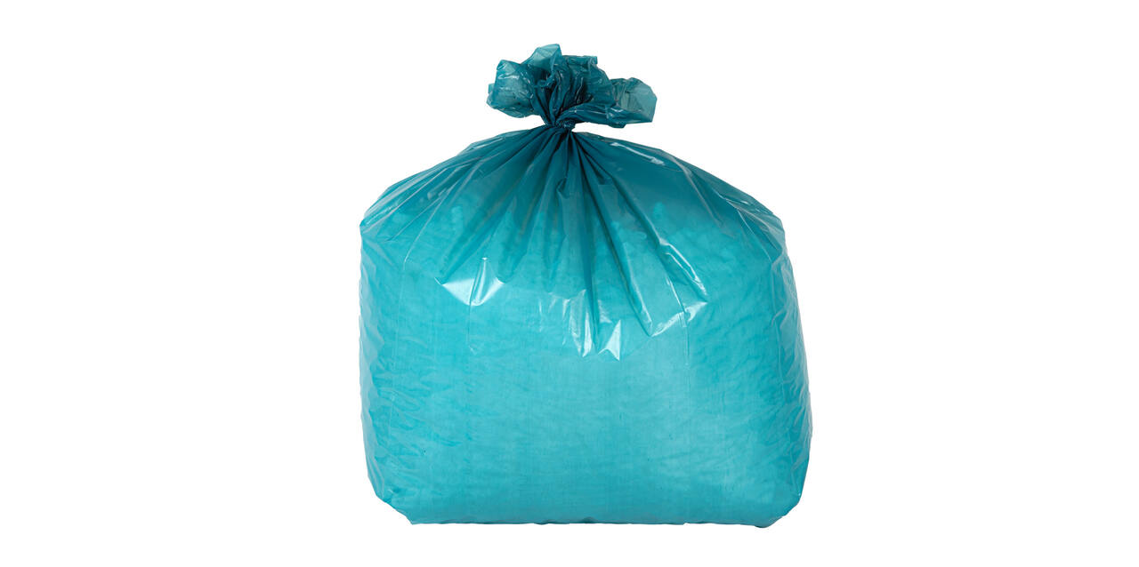 Afvalzak LDPE 65/20 x 125 cm blauw T70 op rol (á 10 st)