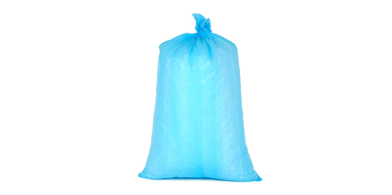 Afvalzak HDPE 58 x 100 cm blauw T23 op rol (á 25 st)