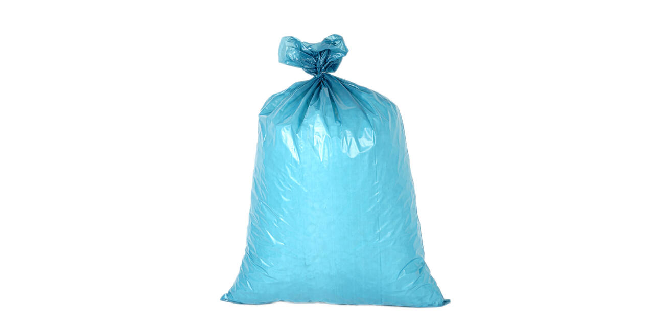 Afvalzak LDPE 70 x 110 cm blauw T70 op rol (á 20 st)