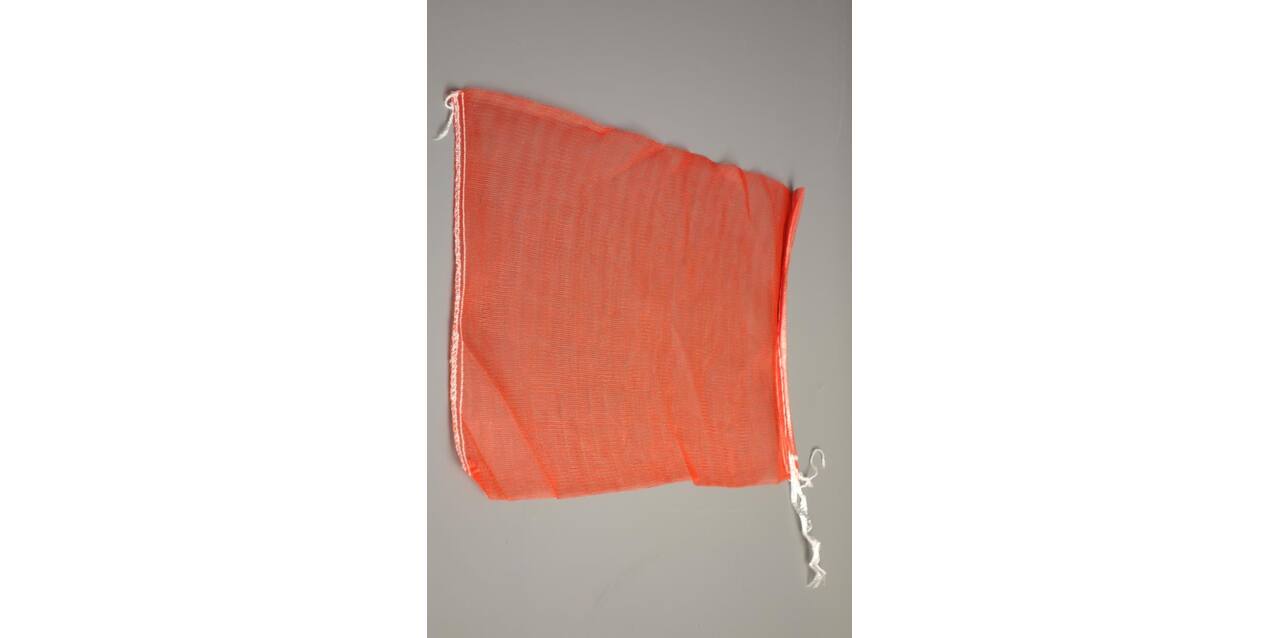 Netzak 30 x 50 cm 5 kg rood met koord