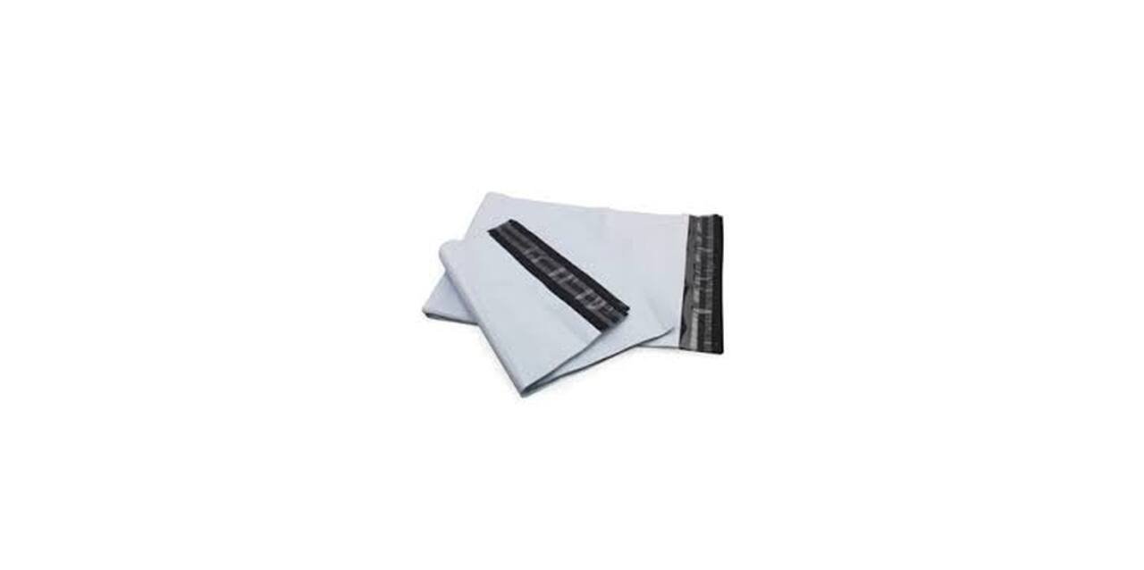 Verzendzak 32 x 42 + 4 cm 50 my coex zwart/wit enkele plakstrip