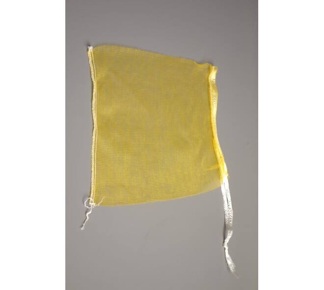 Netzak 26 x 36 cm 2,5 kg geel met koord
